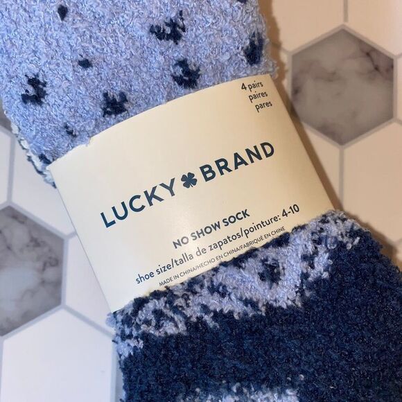 Lucky Brand Women’s Fuzzy No Show Socks Blue Green White 4 Pairs NWT - Picture 2 of 4